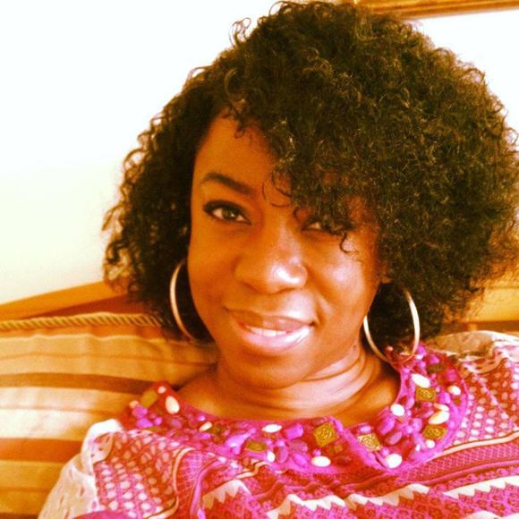 Meet your Posher, Daphne - Picture 1 of 1